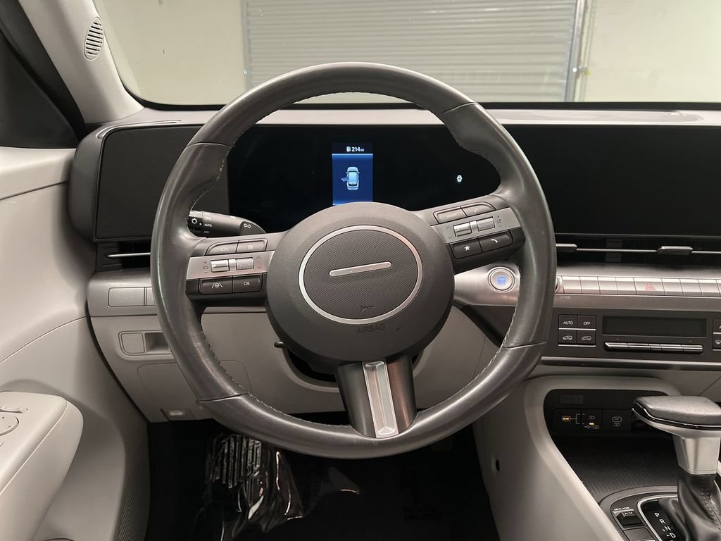 2025 Hyundai Kona SEL - Photo 14