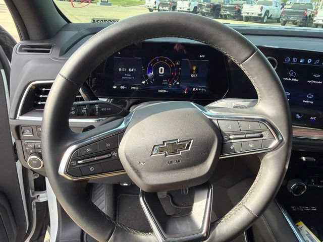 Used 2025 Iridescent Pearl Tricoat Chevrolet Z71 image 7