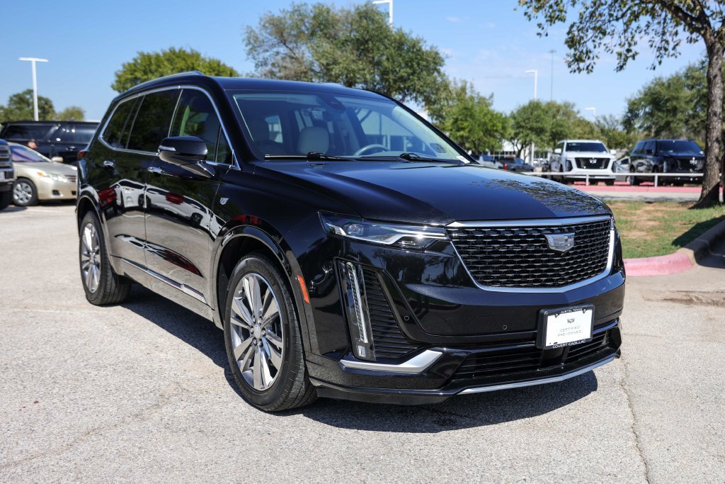 Certified Used 2022 STELLAR BLACK METALLIC Cadillac Premium Luxury image 6