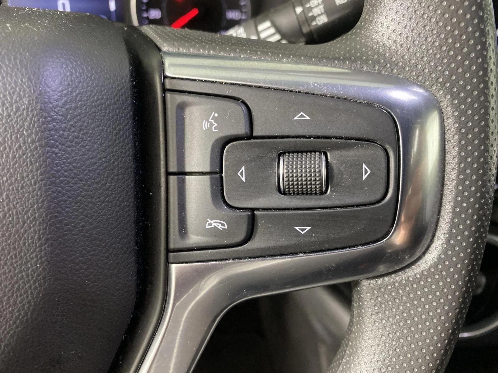Used 2021 Midnight Blue Metallic Chevrolet LT image 24