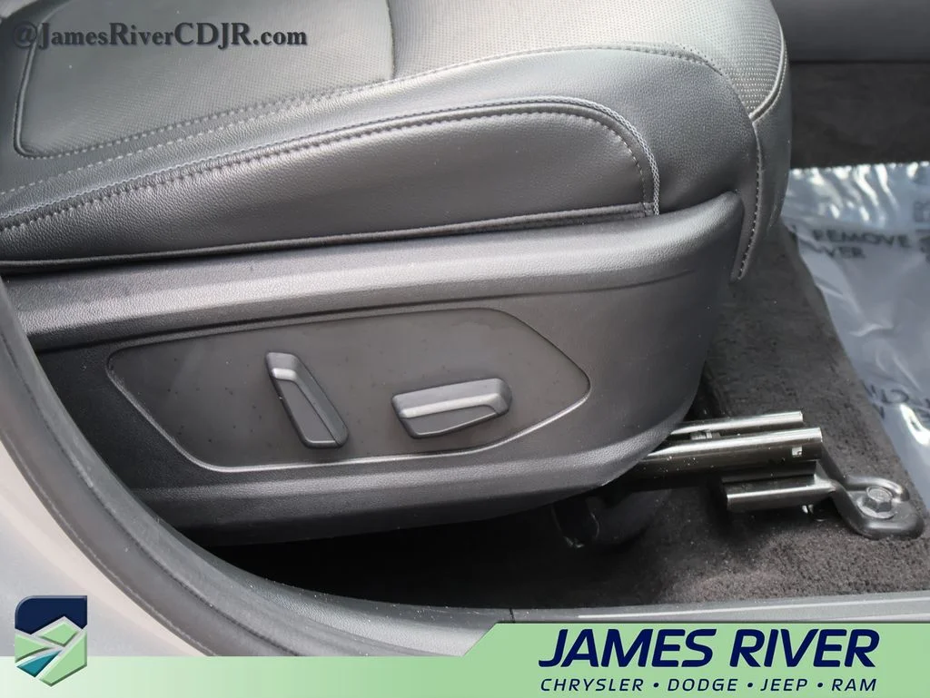 Used 2024 Silver Hyundai Limited image 10