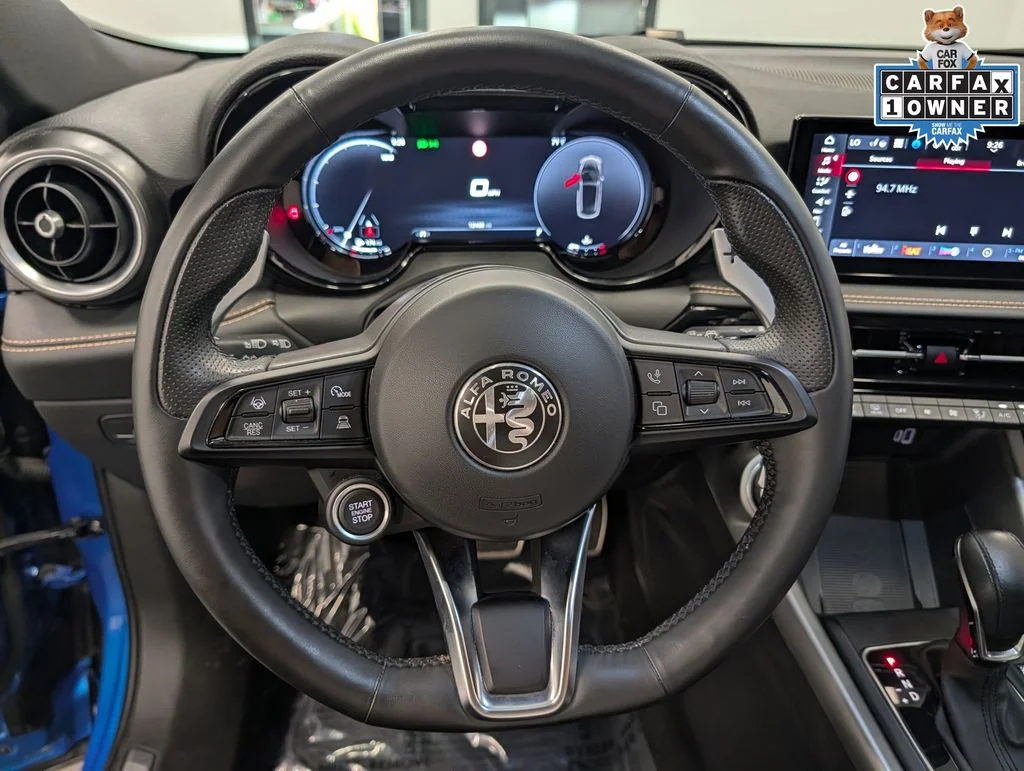 Used 2025 Blue Alfa Romeo  image 20