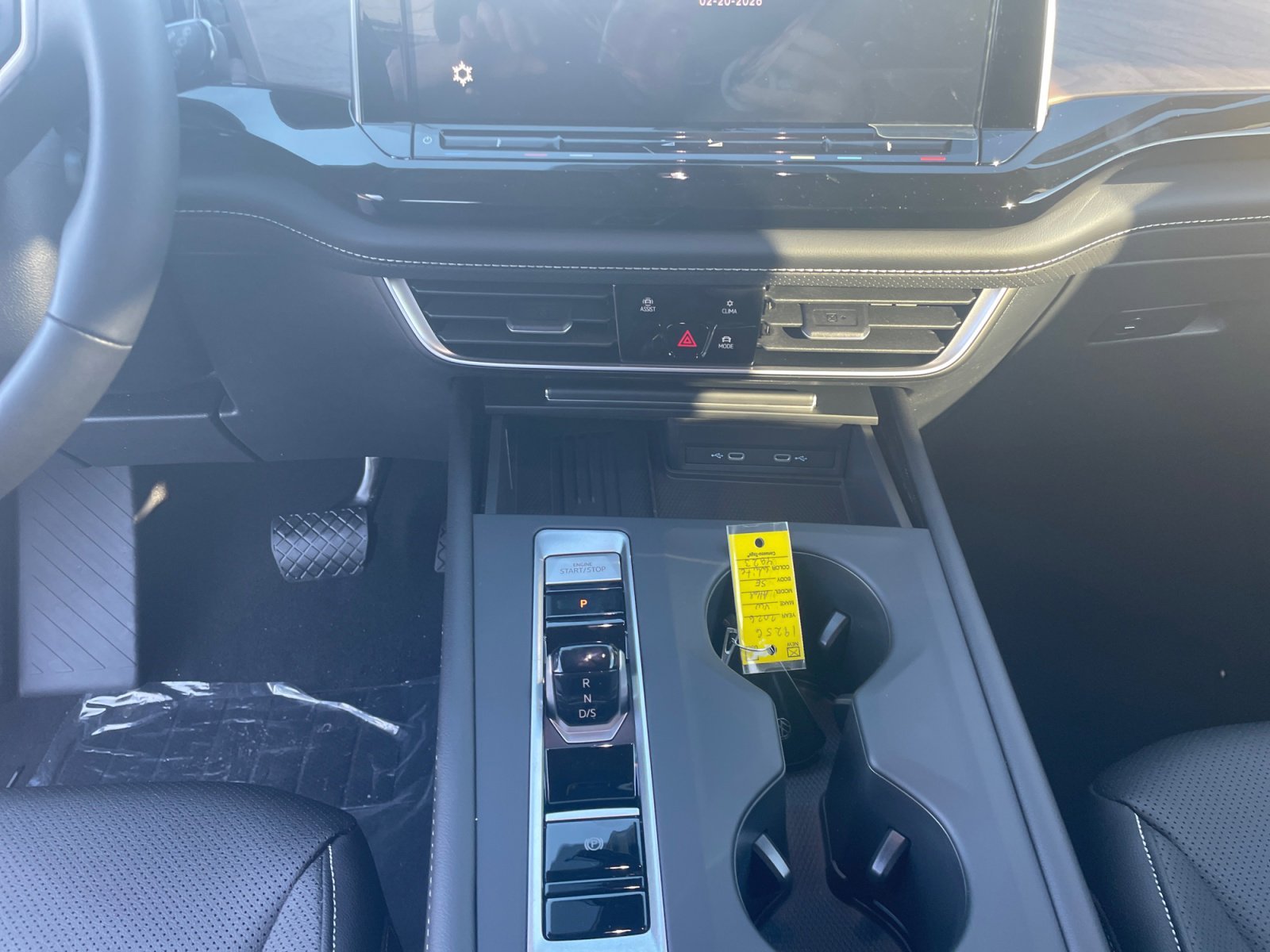 New 2026 White Volkswagen 2.0T SE image 11