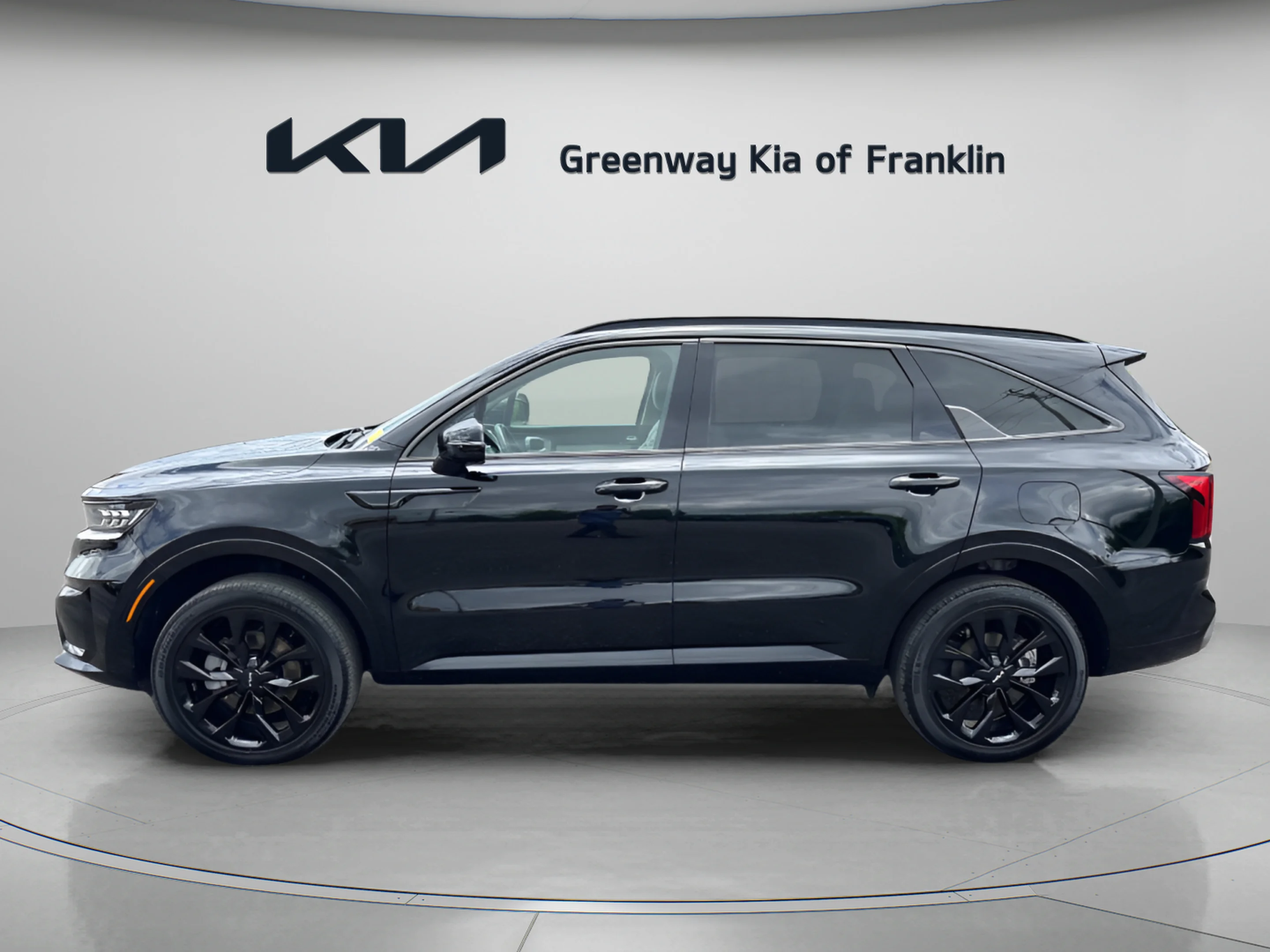 Used 2023 Ebony Black Kia SX image 4