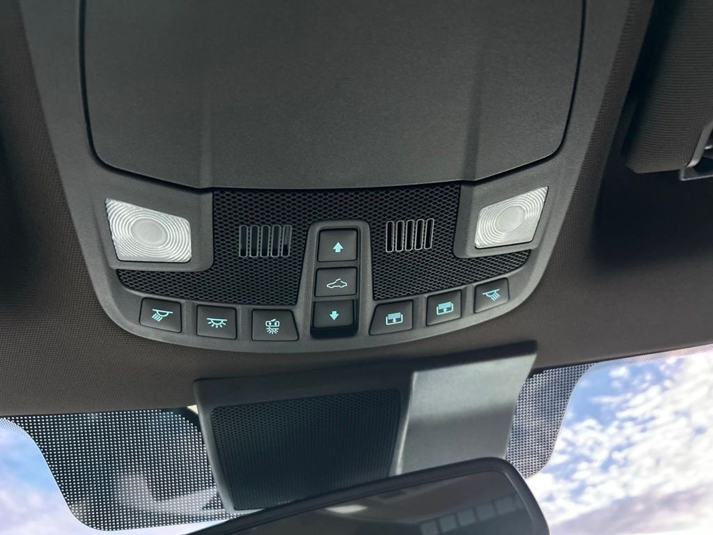 Used 2022 Black Metallic Ford King Ranch image 35