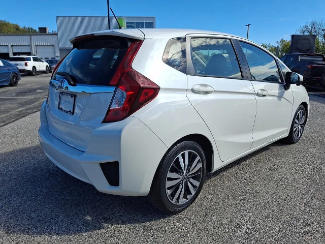 Used 2017 White Honda EX image 6