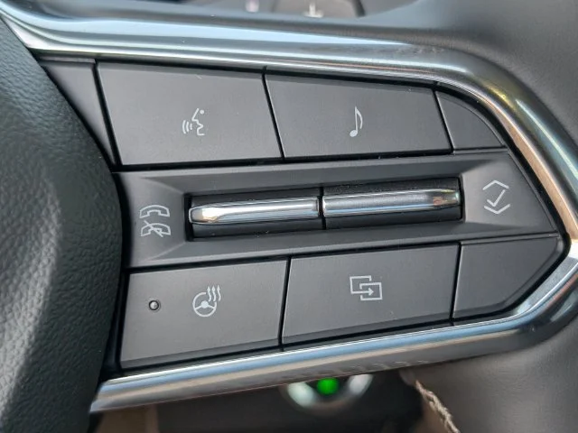 New 2027 Mosaic Black Metallic Chevrolet Z71 image 27