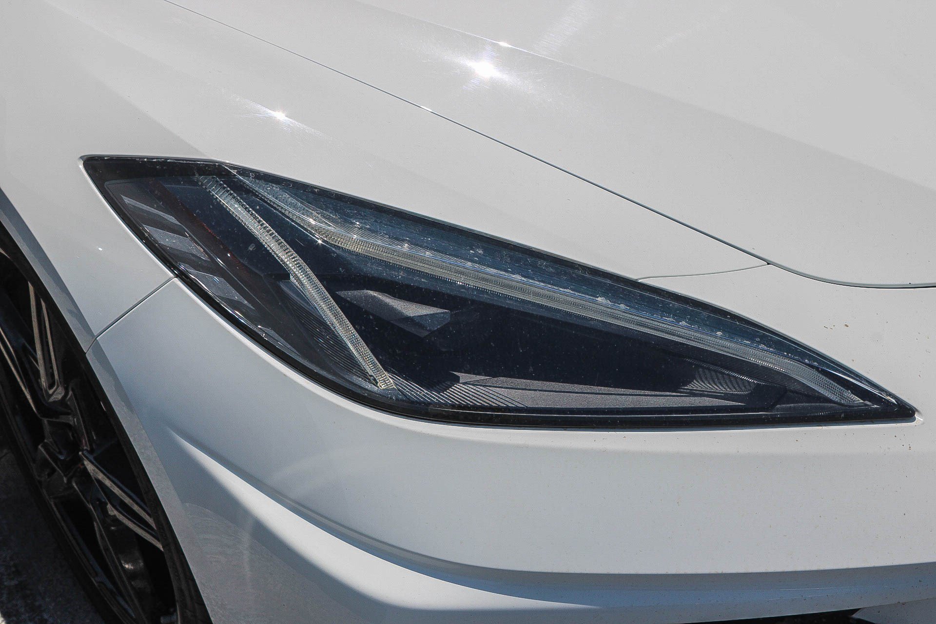 Used 2023 Arctic White Chevrolet 1LT image 2