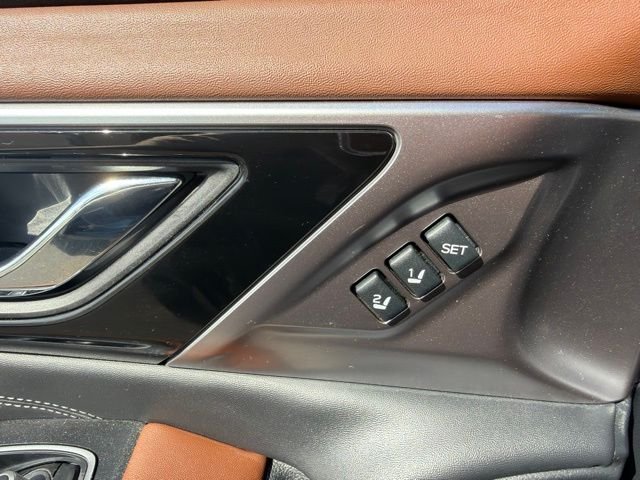 Used 2025 Gray Subaru Touring XT image 17