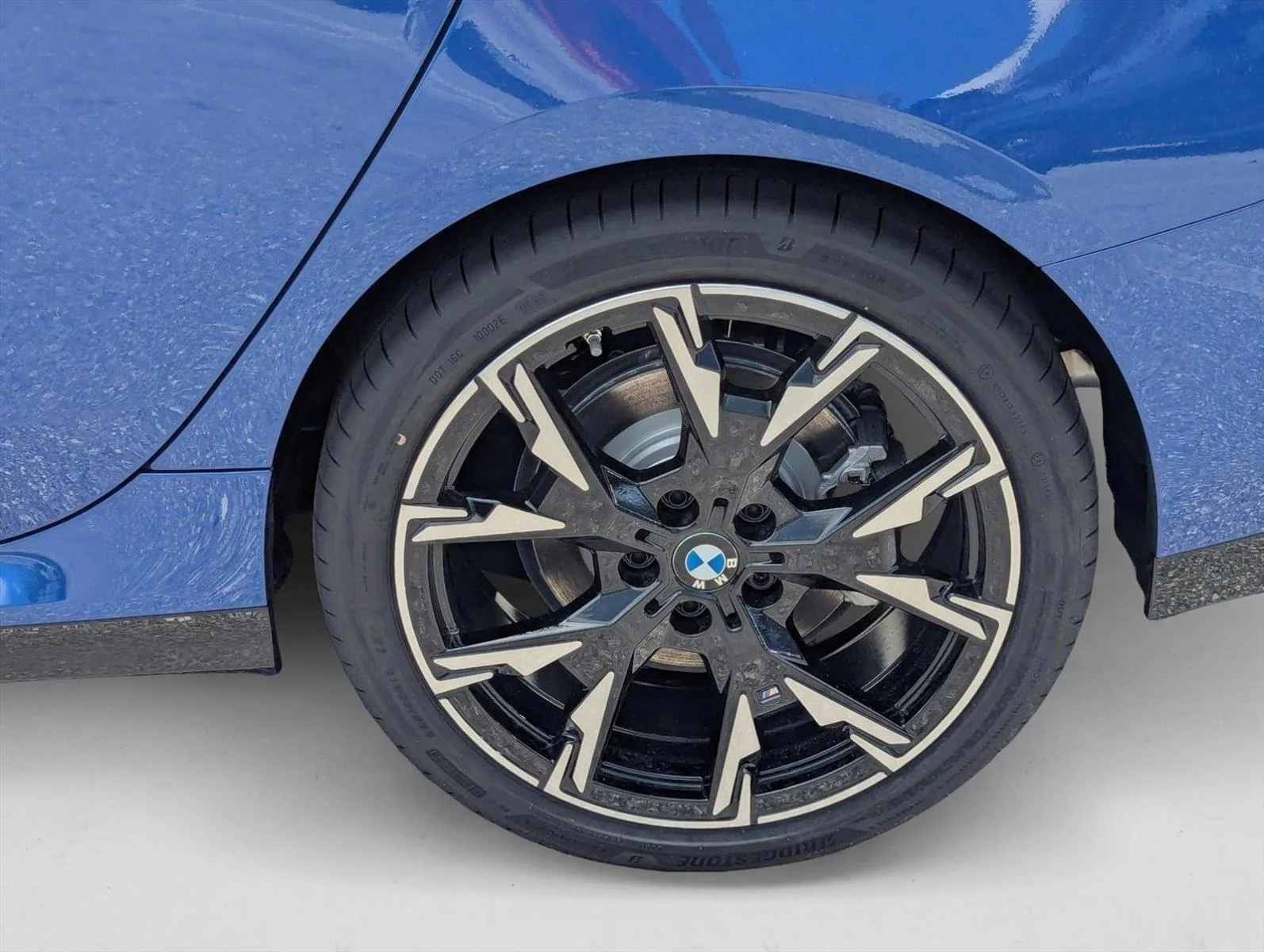 2025 BMW 2 Series 228 - Photo 9
