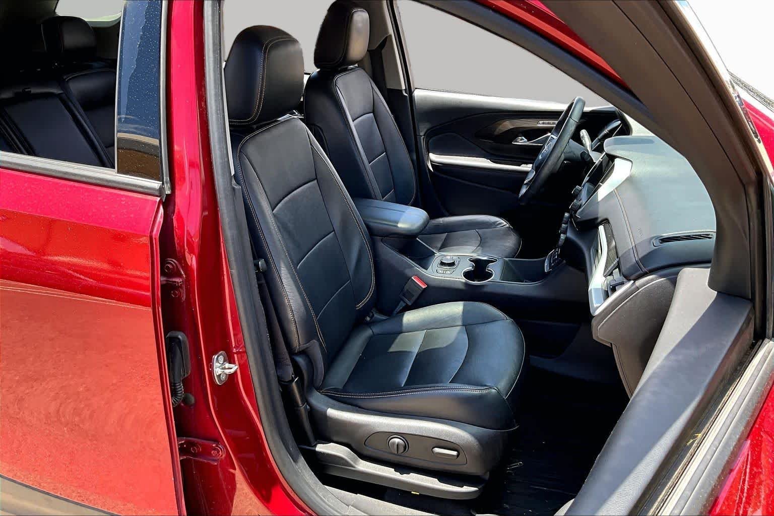 Used 2018 Red Quartz Tintcoat GMC SLT image 9