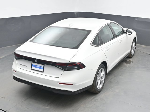 New 2026 Platinum White Pearl Honda LX image 28