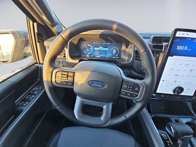 2025 Ford F-150 Lightning Lariat - Photo 12