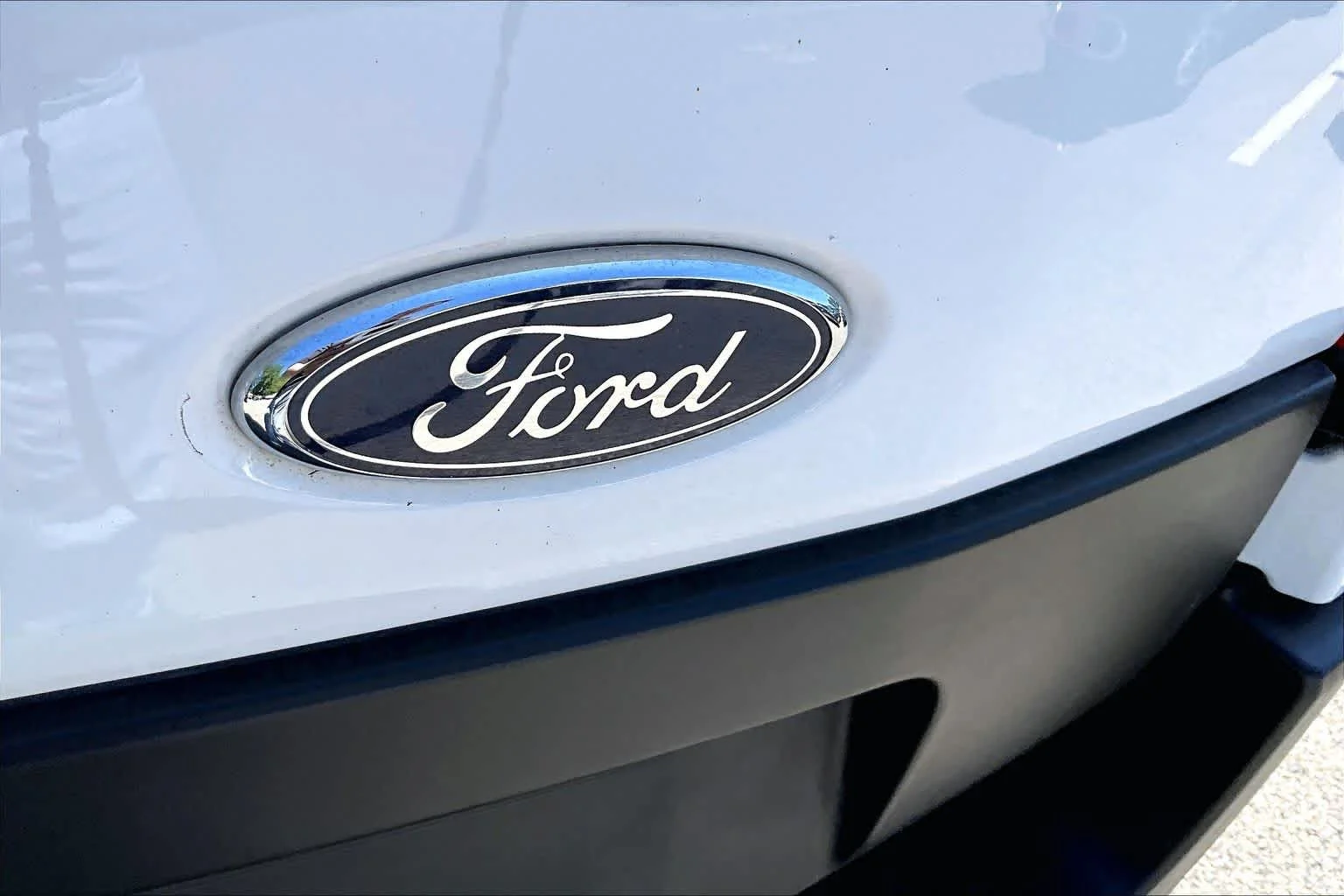 Used 2021 Oxford White Ford  image 27