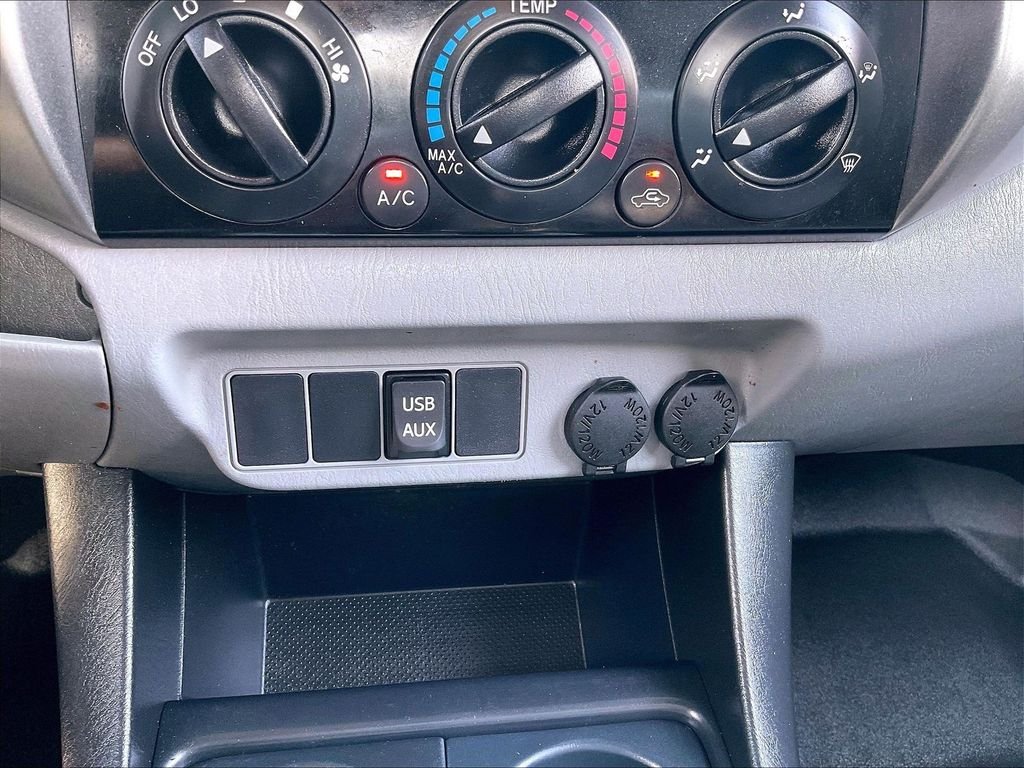 Used 2014 Gray Toyota Base image 12