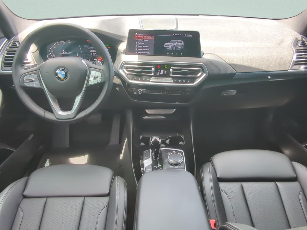 Used 2024 Gray BMW sDrive30i image 11