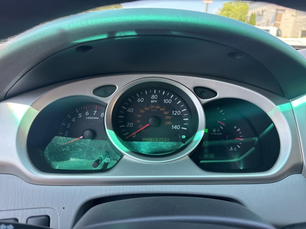 Used 2005 Bluestone Metallic Toyota V6 image 7