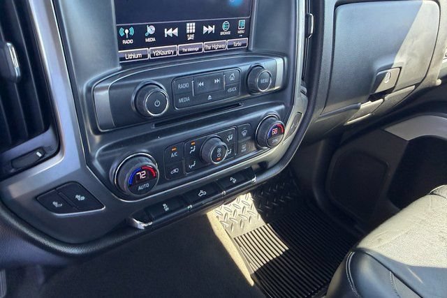 Used 2017 PEPPERDUST METALLIC Chevrolet LT image 22
