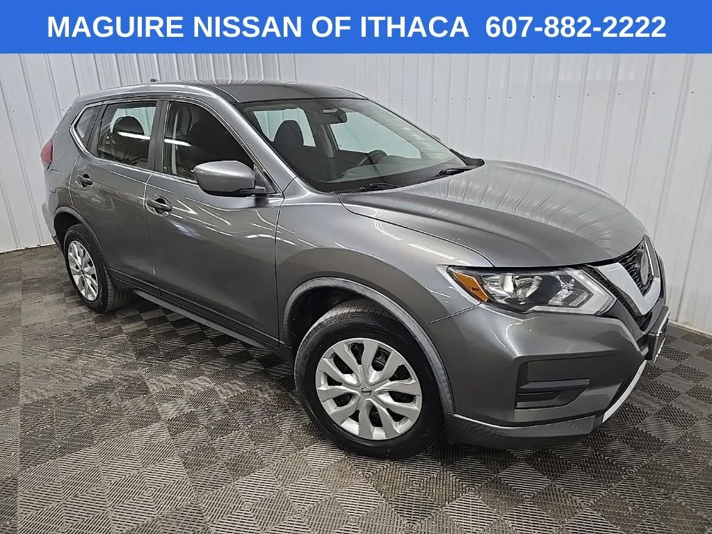 Used 2018 Gray Nissan S image 7