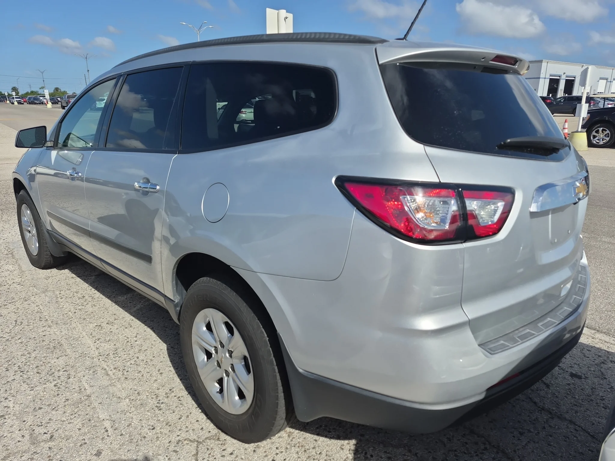 Used 2015 Silver Ice Metallic Chevrolet LS image 3