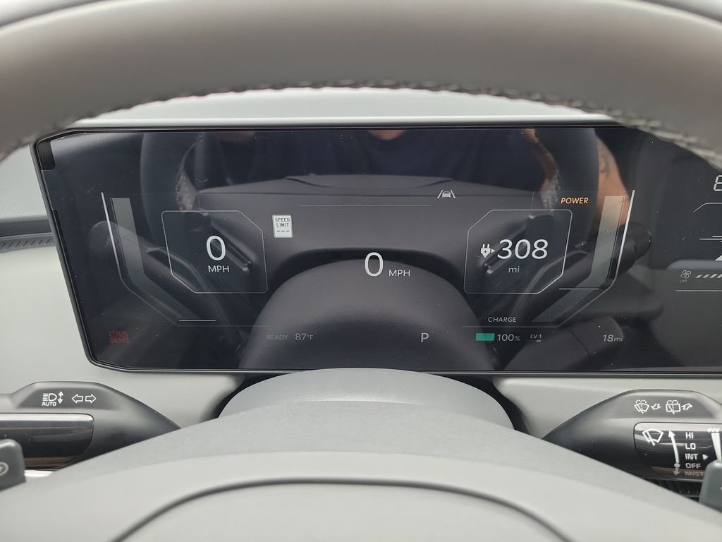 New 2027 Interstellar Gray Kia Wind image 25