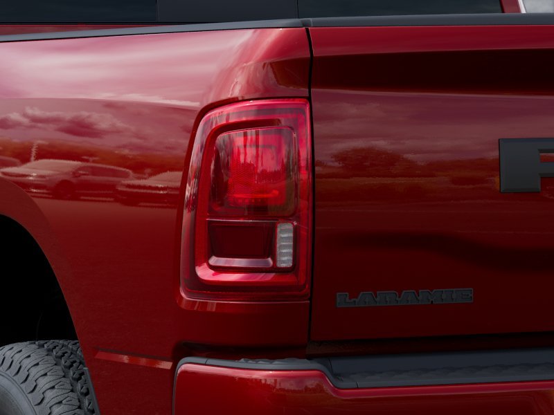 New 2026 Molten Red Pearl-Coat Exterior Paint RAM LARAMIE image 5
