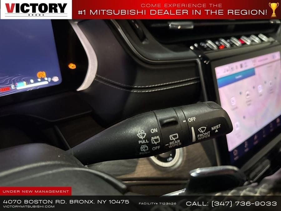 Used 2023 Black Jeep Limited image 44