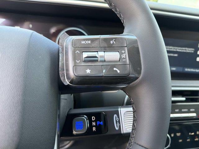 New 2027 Black Hyundai Blue SEL 7P image 22