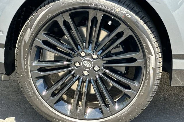 New 2026 Zadar Grey Land Rover P250 Base image 24