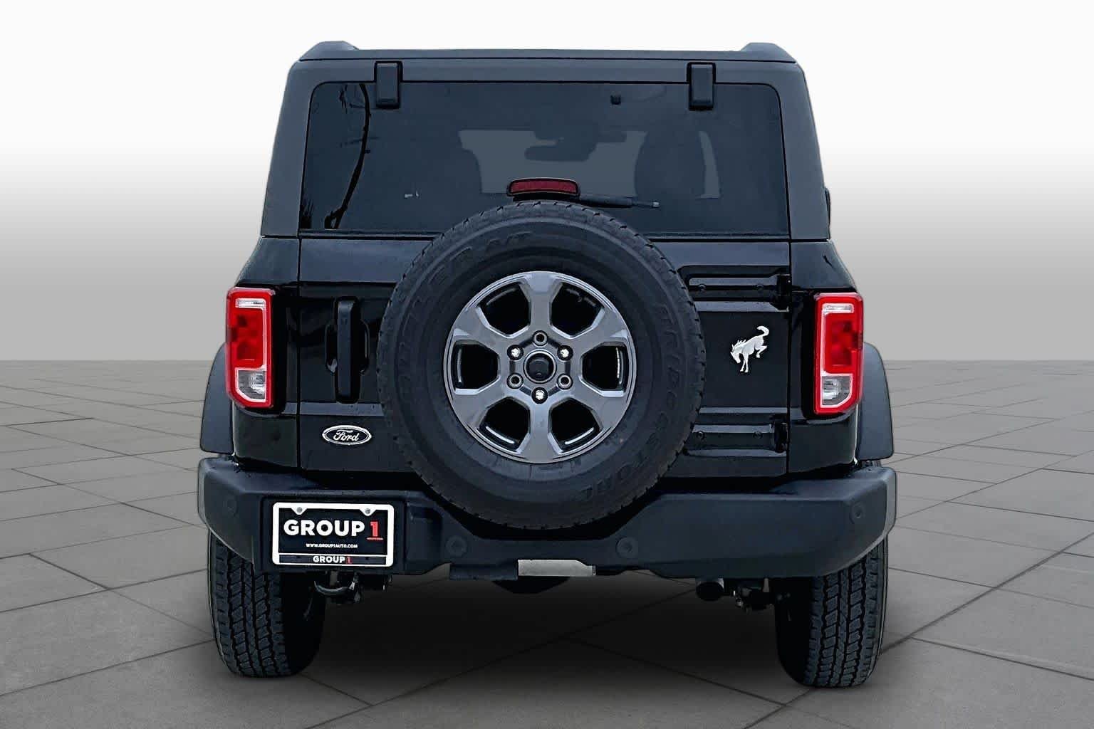 Used 2025 Shadow Black Ford Big Bend image 5