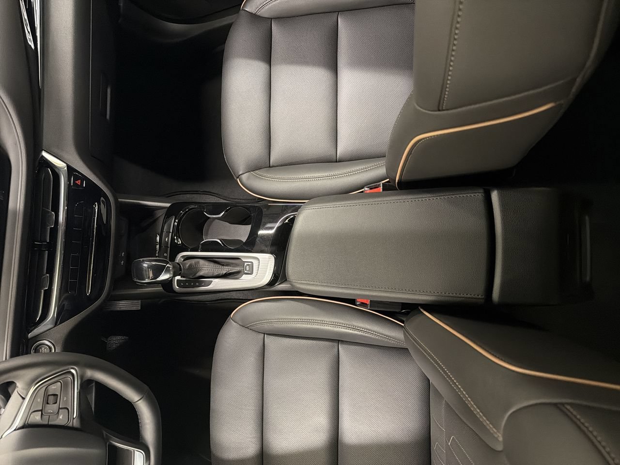 Used 2025 Cinnabar Metallic Buick Avenir image 23