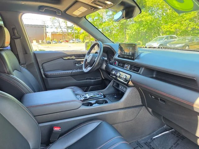 2023 Honda Pilot TrailSport - Photo 11