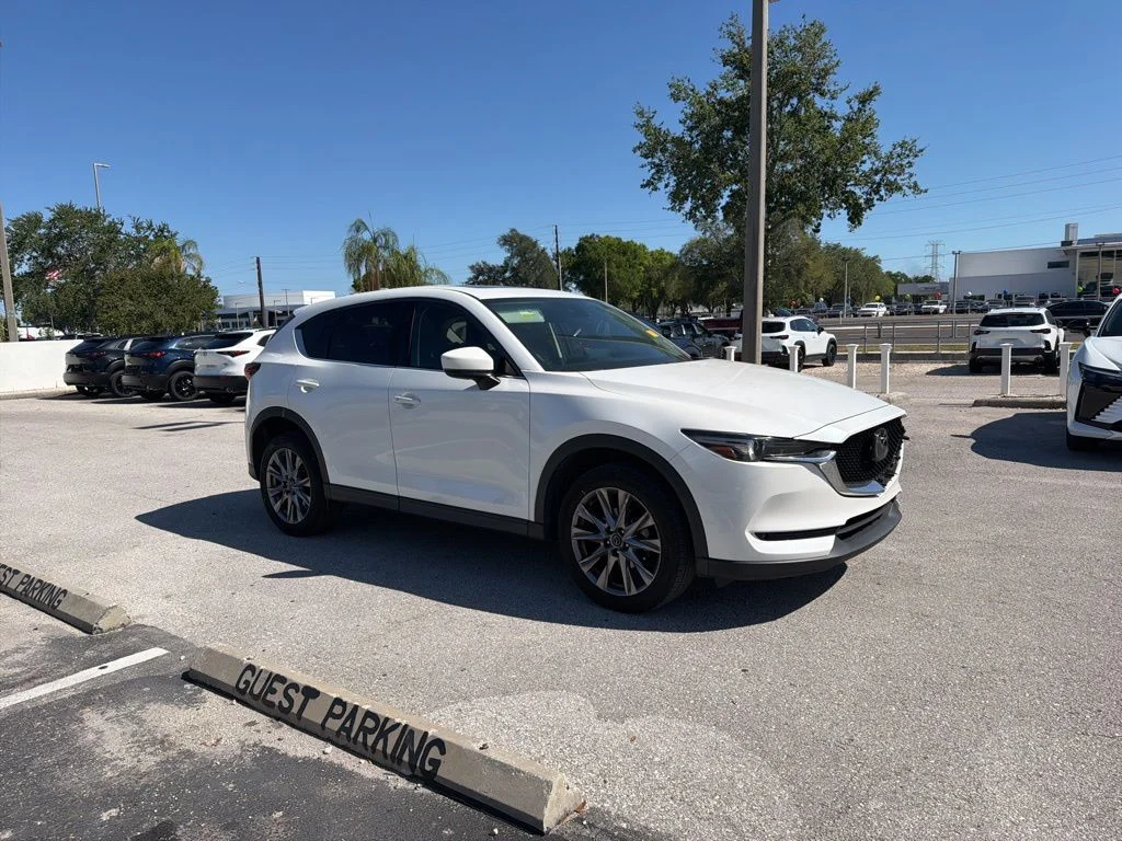 2021 Mazda CX-5 Grand Touring Auto's photo