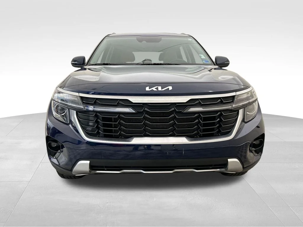 Used 2024 Blue Kia EX image 9