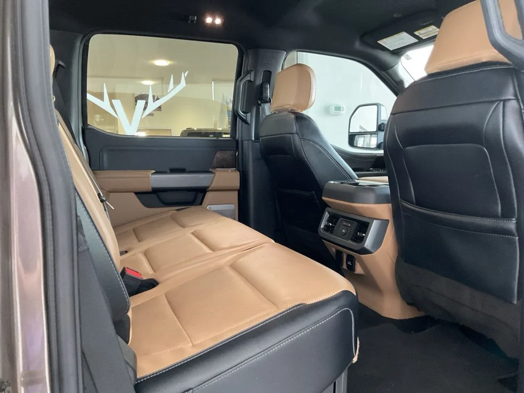 Used 2023 Stone Gray Metallic Ford Lariat image 20