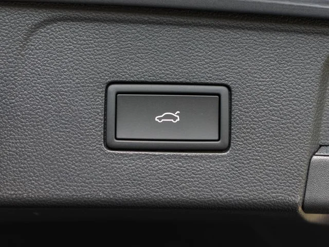 New 2026 Silver Volkswagen 2.0T SEL Premium R-Line image 38