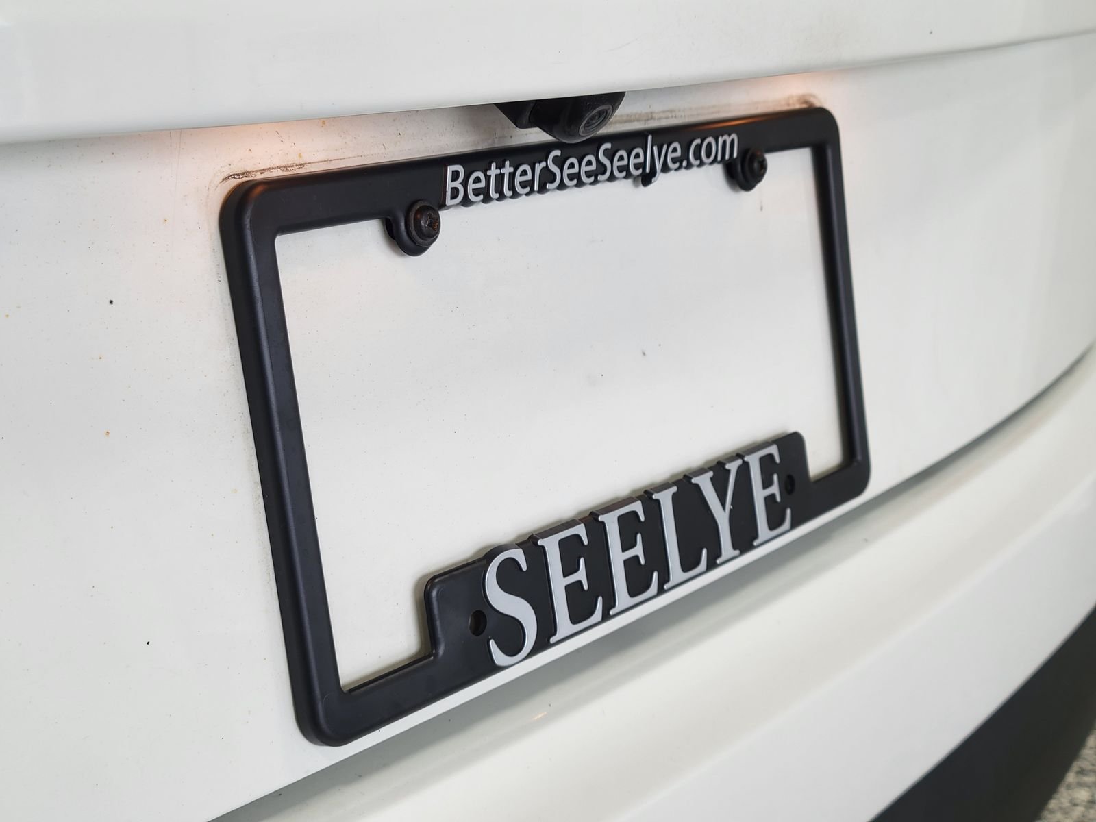 Used 2019 White Kia LX image 32