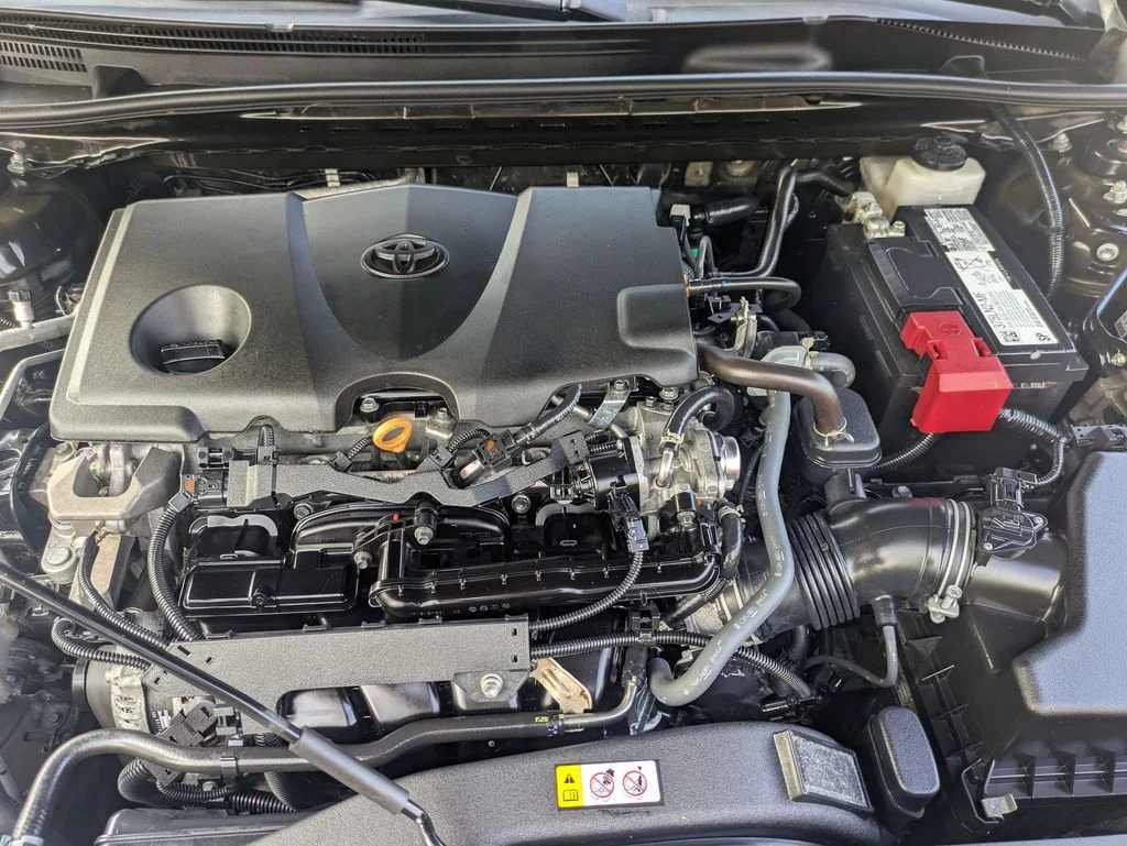 Used 2022 Black Toyota SE image 27