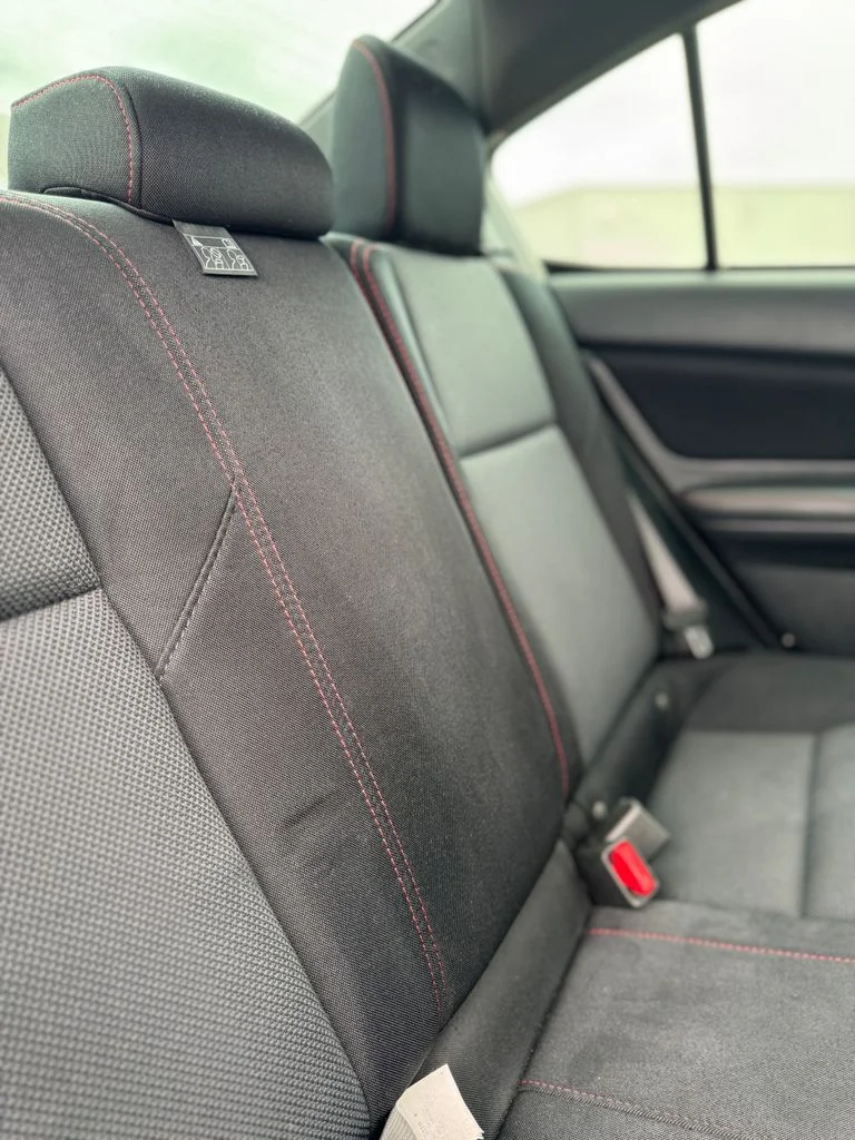 Used 2017 Crystal White Pearl Subaru Base image 37