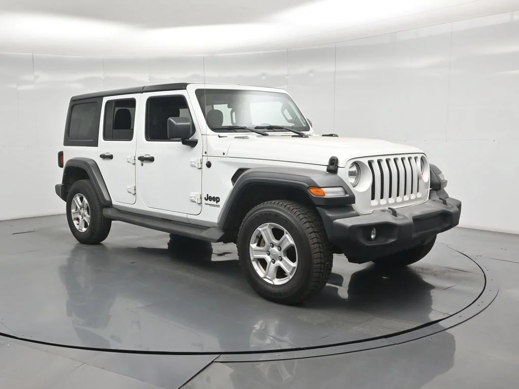 Used 2022 White Jeep Unlimited Sport S image 22