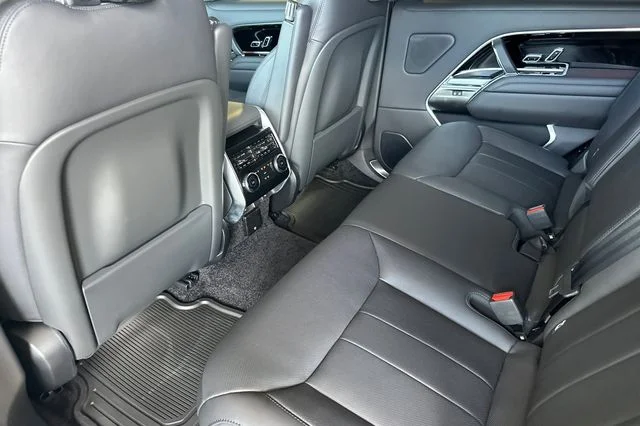New 2026 Fuji White Land Rover SE image 11