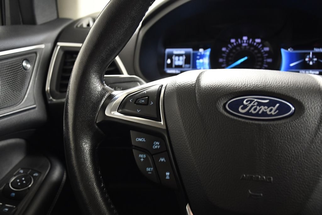Used 2022 Agate Black Metallic Ford Titanium image 29