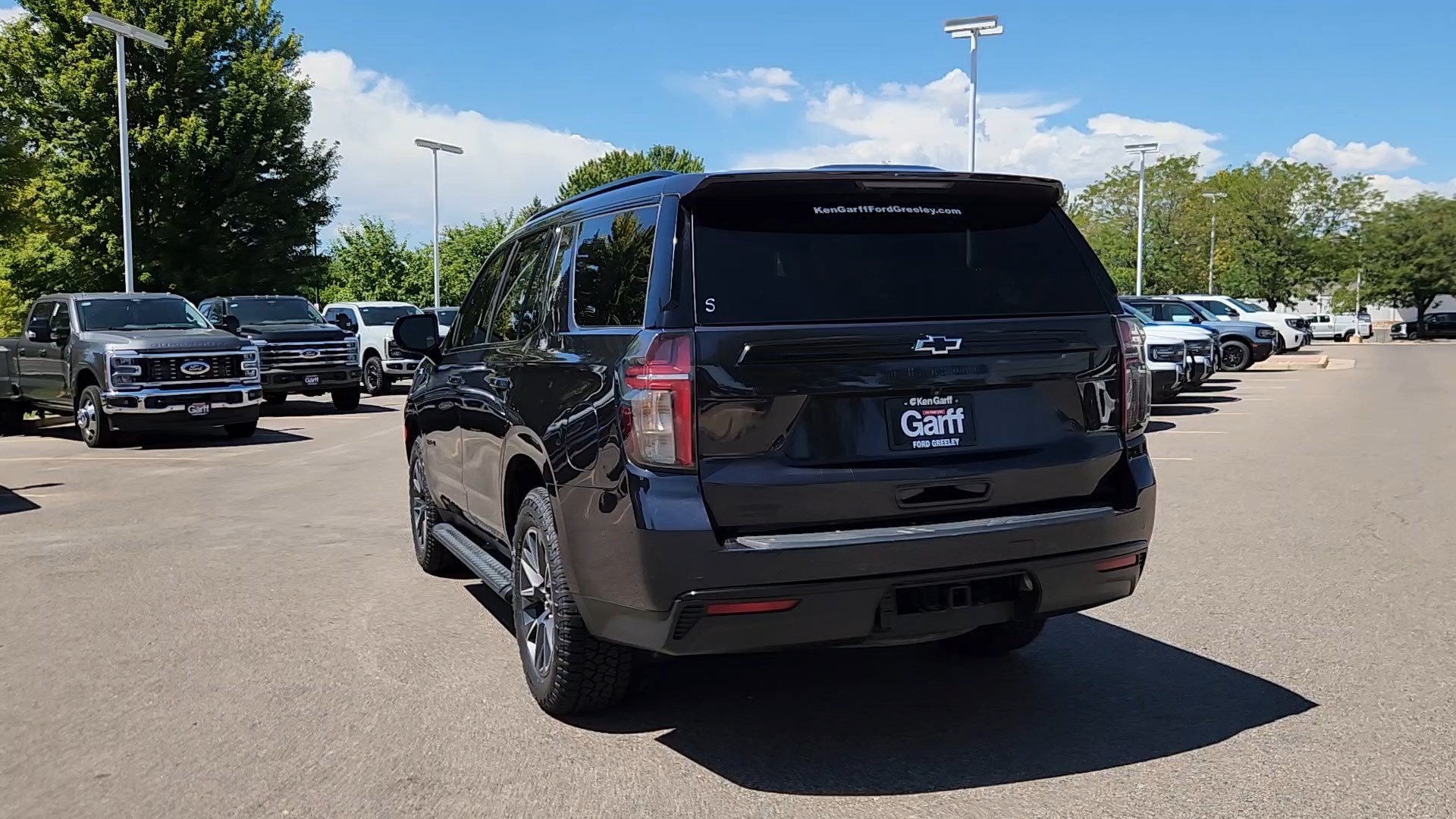 Used 2023 Dark Ash Metallic Chevrolet Z71 image 17