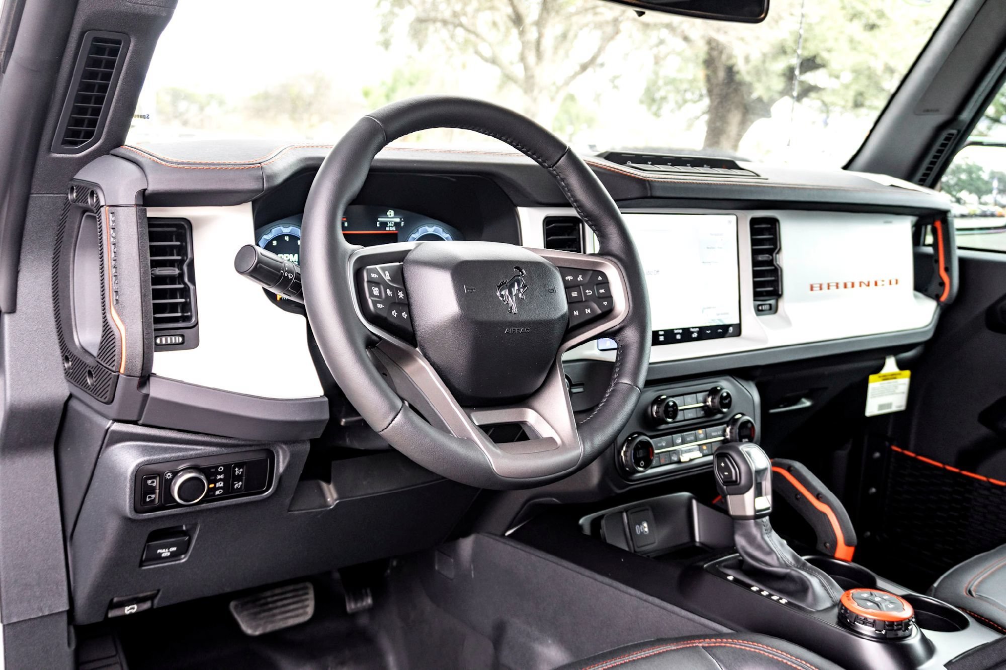 New 2025 Oxford White Ford Stroppe Edition image 11