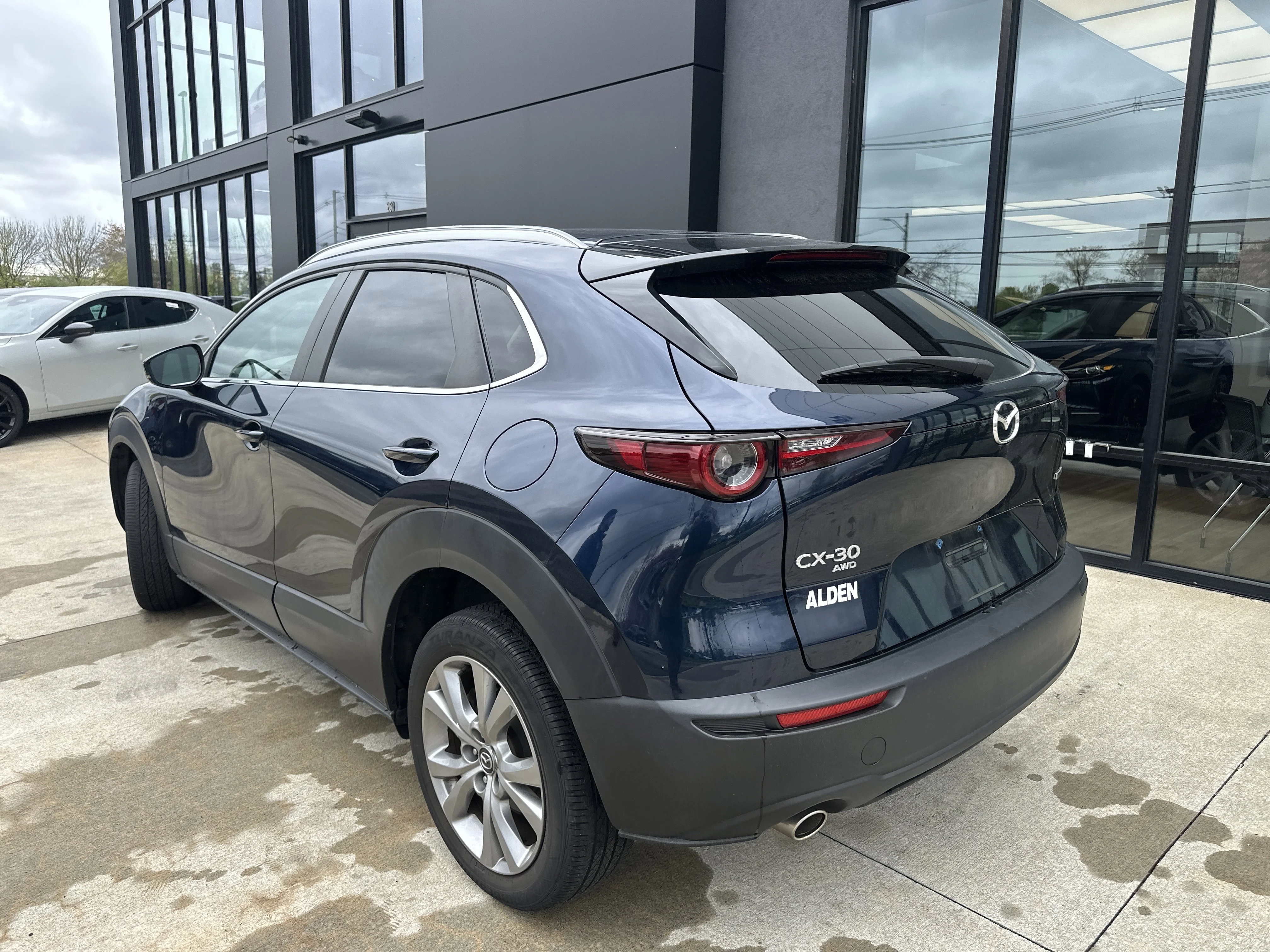 Vehicle Image 2