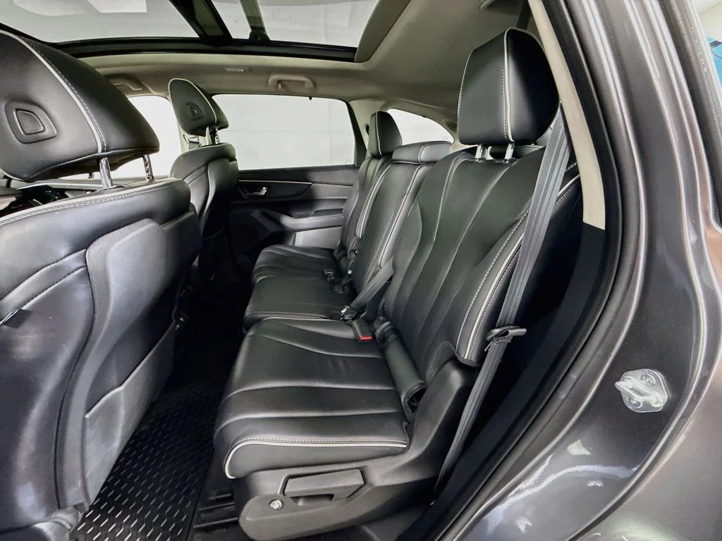 Used 2022 Liquid Carbon Metallic Acura w/Advance Package image 5