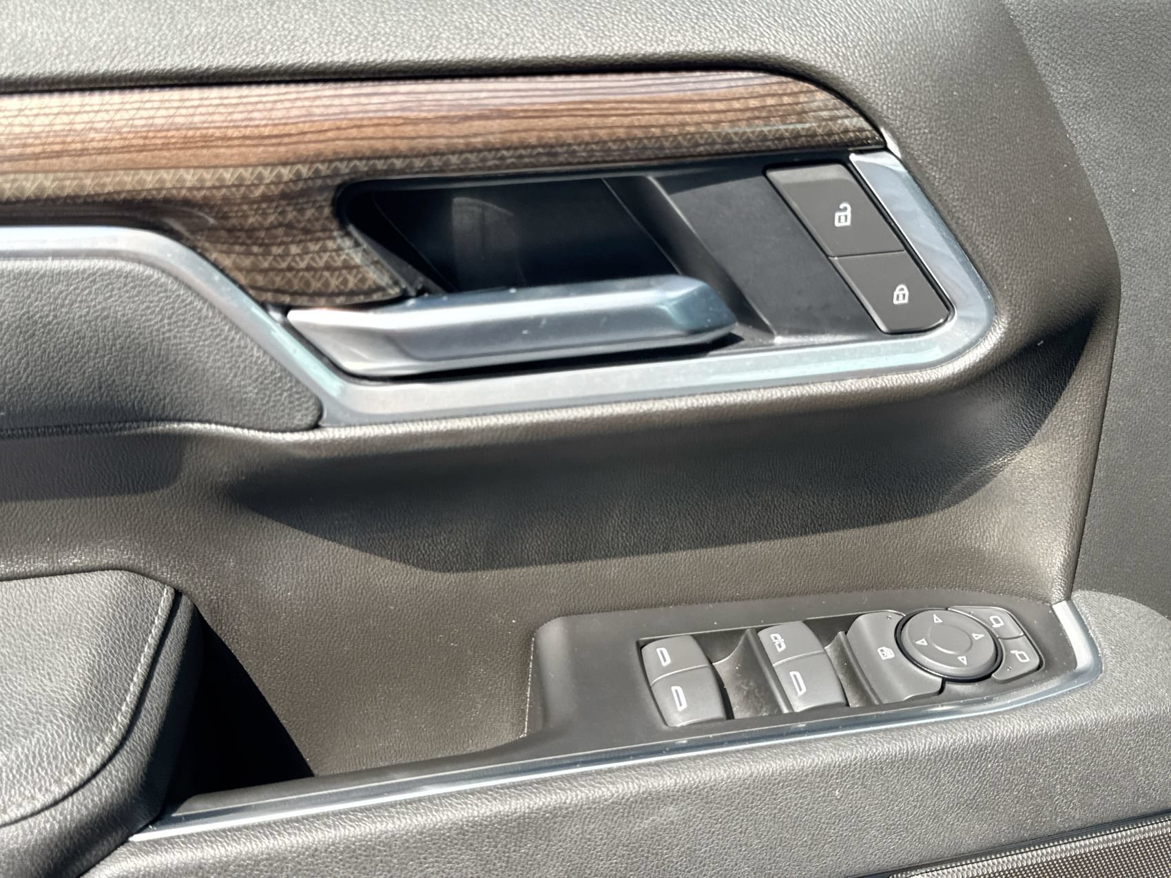 New 2026 Cypress Gray Chevrolet LT image 13