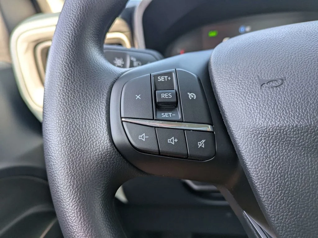 New 2026 Oxford White Ford XL image 25
