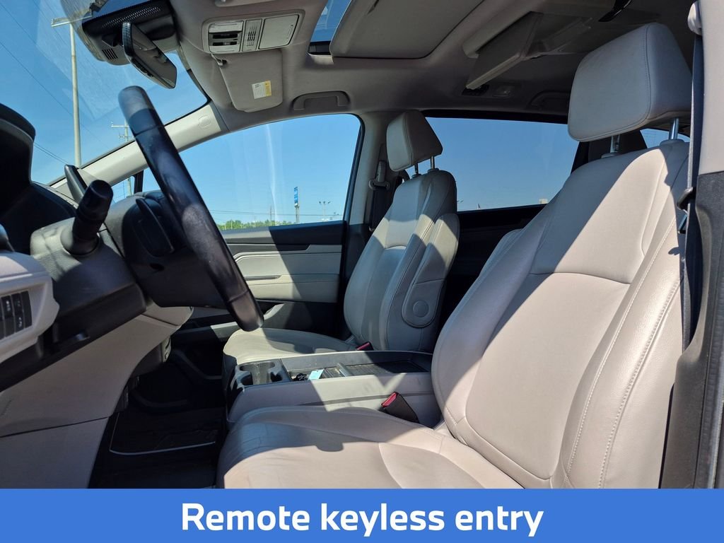 Used 2019  Honda EX-L image 15