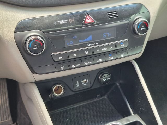 Used 2018 Molten Silver Hyundai Value image 19